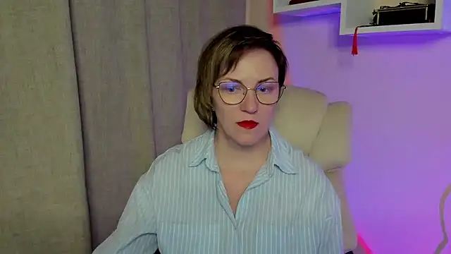 feliziaDesire online show from May 13, 2:01 pm