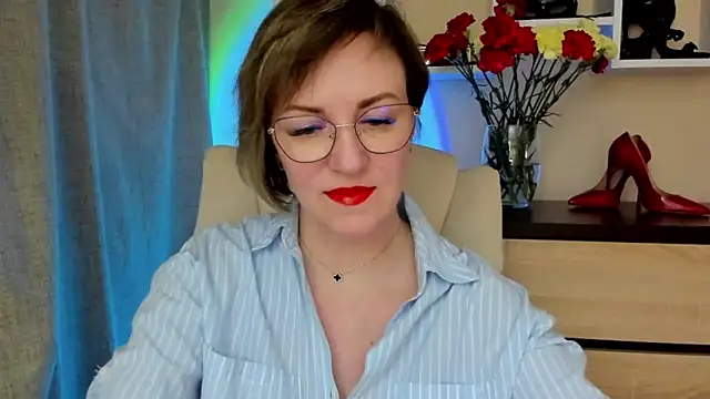 feliziaDesire online show from April 5, 10:25 am