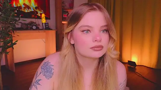 Hottie Jane online show from November 14, 3:01 pm