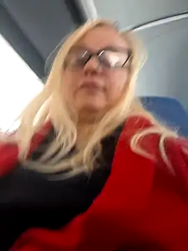 martachatte online show from November 18, 10:38 am