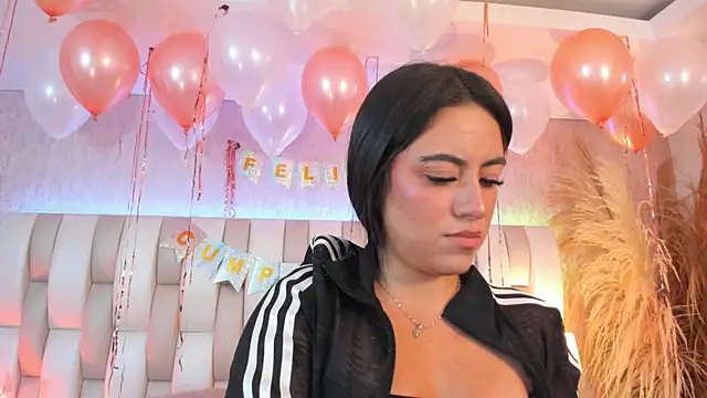 Rebeca jones online show from May 26, 12:48 pm