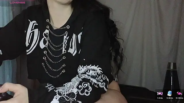 Mia G0ld online show from January 12, 4:23 pm