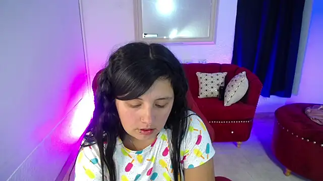 nathaly low1 online show from May 23, 4:16 pm