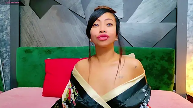 ElyaQuinn online show from October 10, 7:46 am