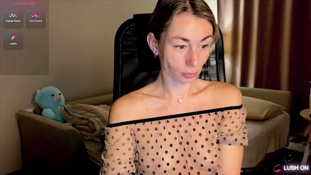 DannaEvan online show from May 10, 1:51 am