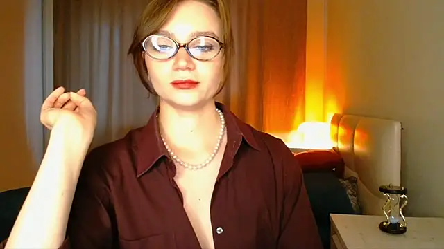 Snapshot of Shadow_Passion chatting on September 9, 7:08 am Shadow Passion online show from September 9, 7:08 am