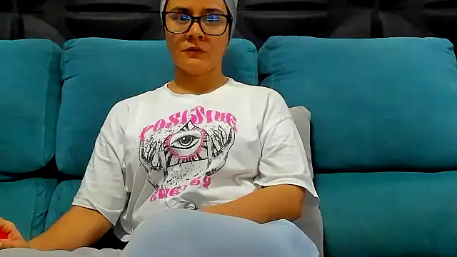 Sami Hotie1 online show from May 19, 1:23 am