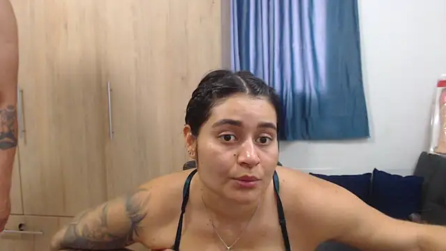 andreita trujillos online show from August 8, 9:01 pm