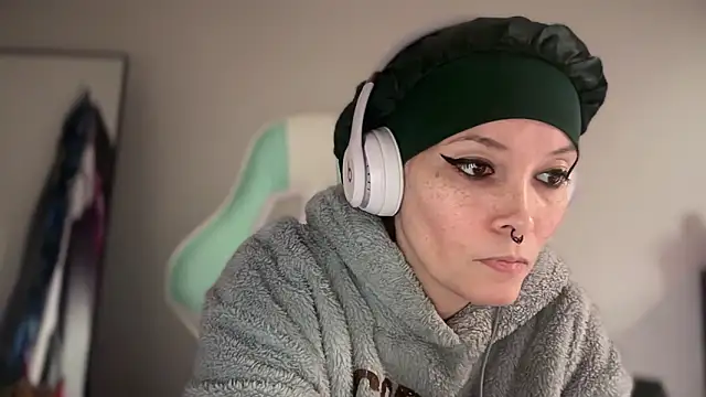 FRRANNKIE online show from March 18, 12:10 pm