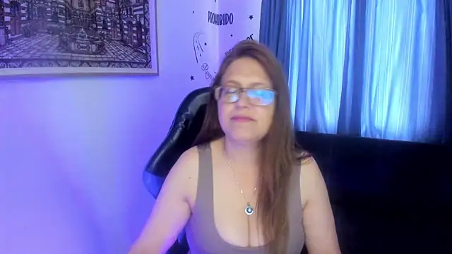 Ivette Shaira online show from May 6, 12:09 pm