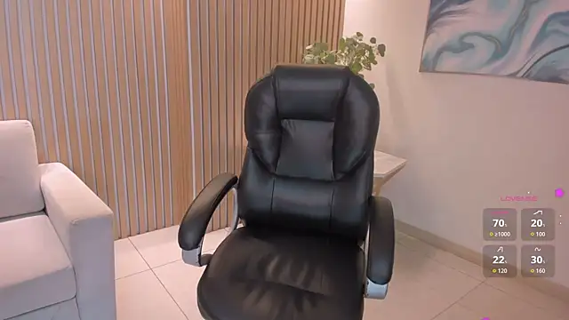 BiancaPierce online show from April 1, 1:41 pm