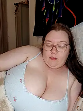 Sexycurvyemilyy online show from March 9, 10:02 pm