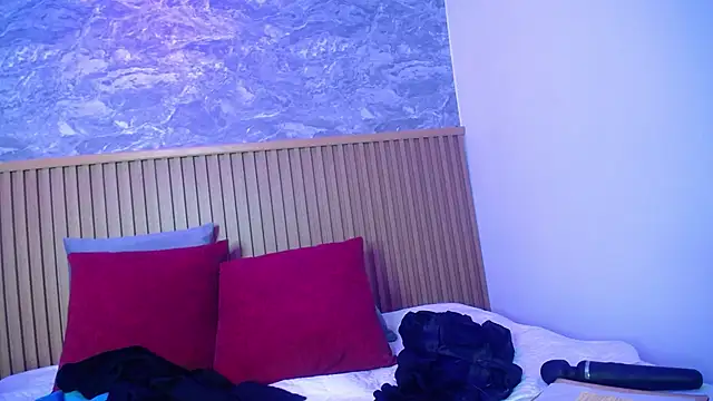 victoria  milf  online show from September 12, 8:38 pm