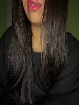 Mayacrayzi online show from March 28, 9:31 am