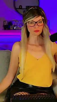 Kittychatte online show from May 19, 12:56 pm