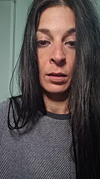 patatinahot87 online show from May 14, 6:58 pm