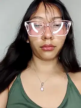 Snapshot of Umaru_uwu chatting on September 23, 10:57 am Umaru uwu online show from September 23, 10:57 am