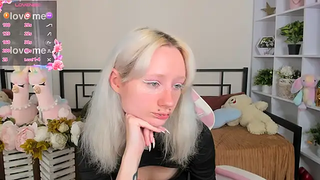 Katia Kim online show from May 20, 5:37 am