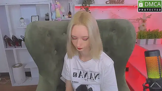 Katia Kim online show from October 10, 5:45 am