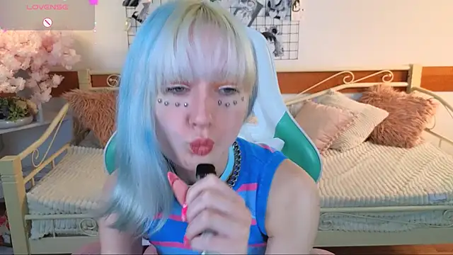 Katia Kim online show from April 25, 5:32 am