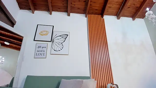 Snapshot of Madiison_Cooper chatting on September 10, 2:28 pm Madiison Cooper online show from September 10, 2:28 pm