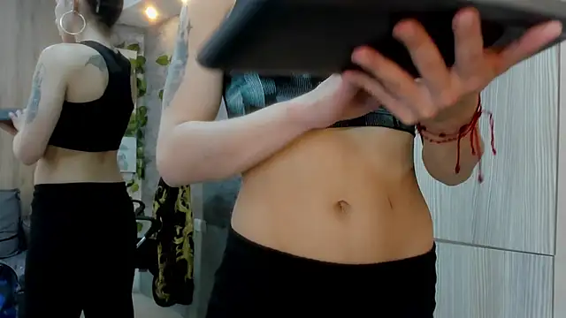 Mhelanny2 online show from May 9, 5:26 pm