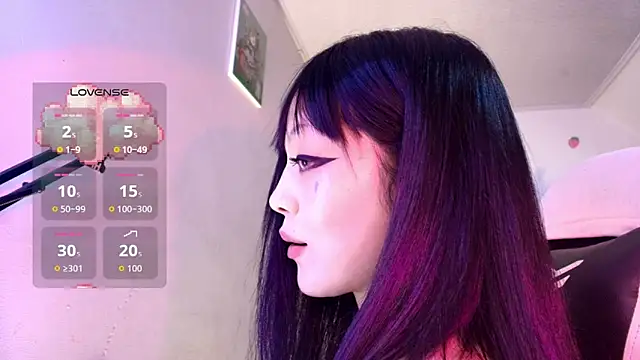 Snapshot of Persia_09 chatting on September 21, 2:32 am Persia 09 online show from September 21, 2:32 am