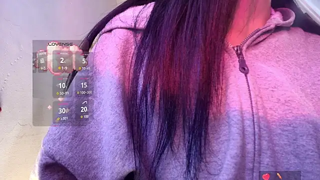 Snapshot of Persia_09 chatting on October 9, 3:43 am Persia 09 online show from October 9, 3:43 am