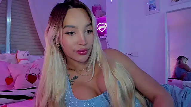  viioletweekend  online show from December 2, 9:28 pm