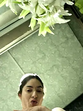 Sam Sara online show from October 21, 1:20 am