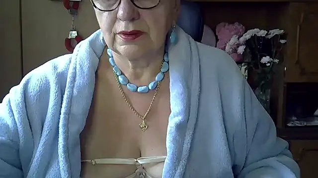 SweetCherry27 online show from October 6, 6:30 am