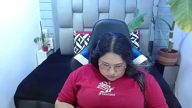 evelin zaens online show from May 9, 5:31 am