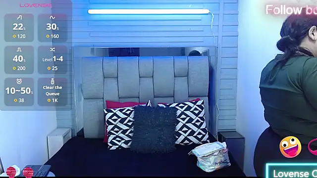 Snapshot of evelin_zaens chatting on September 10, 3:17 am evelin zaens online show from September 10, 3:17 am