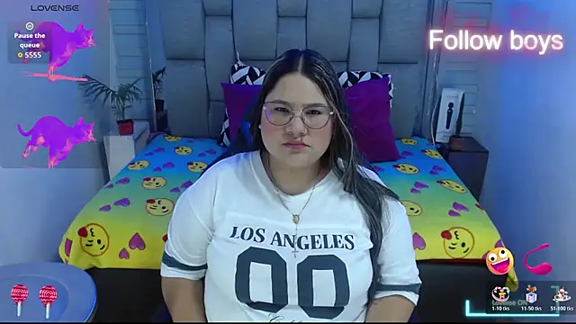 evelin zaens online show from November 29, 4:38 am