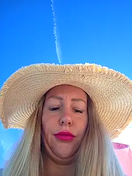 Jassy Foxy online show from May 24, 7:29 am