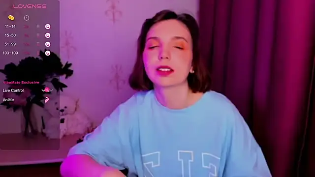 KindHazelHere  online show from November 26, 12:33 am