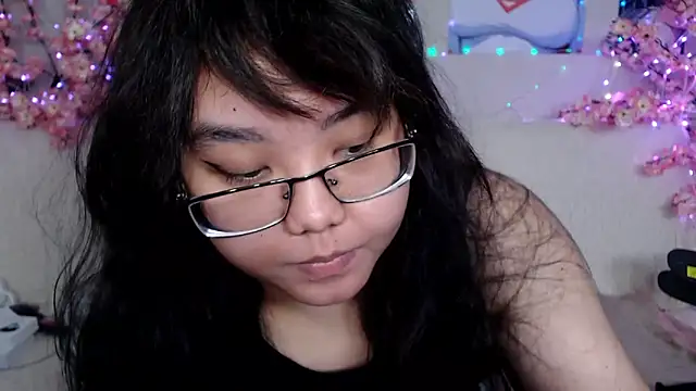 Moertomlly online show from May 21, 5:27 am