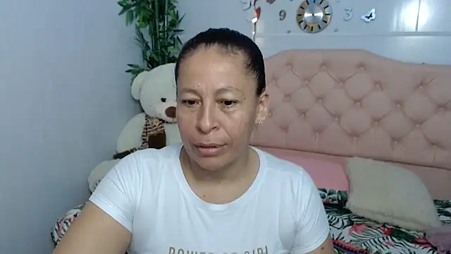 mature martina online show from September 21, 6:06 pm