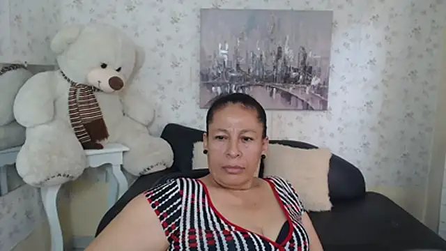 mature martina online show from May 15, 9:50 pm
