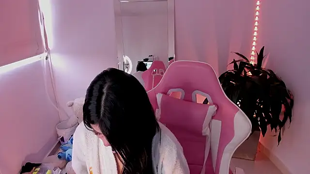 JESYSOZ23  online show from February 28, 9:25 pm