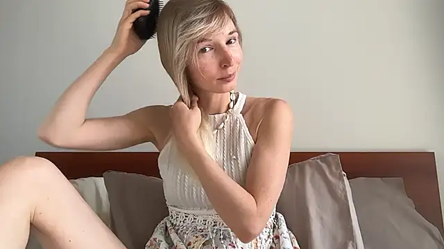 ivankai  online show from April 6, 3:17 am