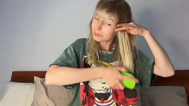 ivankai  online show from April 2, 1:41 pm