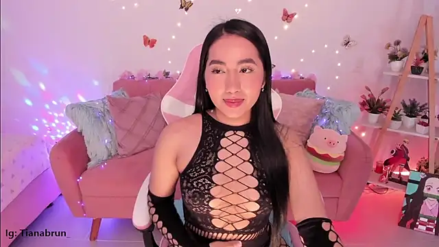 Zara uwu  online show from September 14, 10:24 am