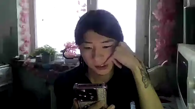 CarlyJoy online show from December 22, 11:13 am