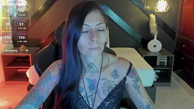 dark gotica online show from May 7, 7:28 pm