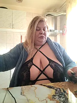 AriannaMilf online show from November 24, 12:07 pm