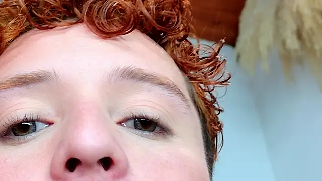 Juan Castano online show from April 26, 9:45 pm