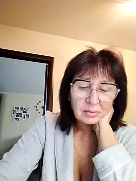 AlbinaXPretty online show from October 14, 7:44 am