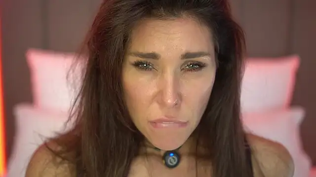 Arte Adelle online show from October 7, 4:17 am