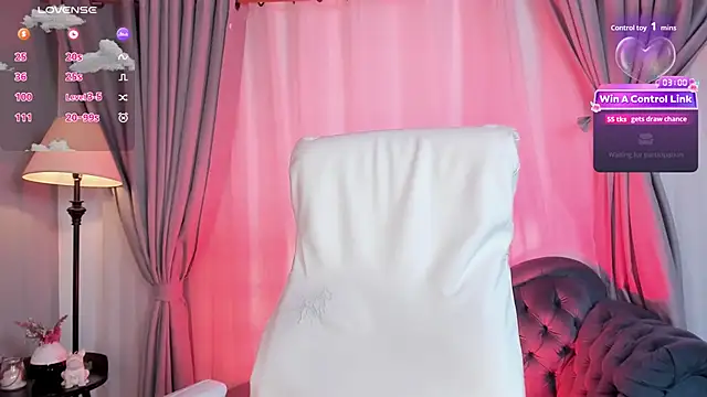 CoralineRicce  online show from January 8, 6:39 am